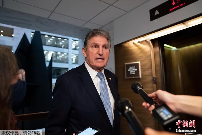 資料圖：美國(guó)民主黨籍參議員曼欽。