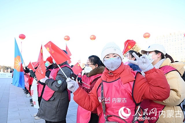 2022年呼和浩特市第七屆徒步迎新活動現(xiàn)場。人民網(wǎng) 劉藝琳攝