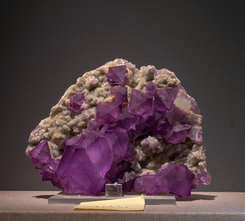 1621909280765997.jpg 螢石.jpg