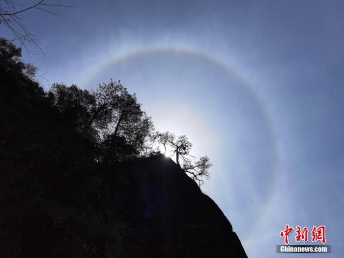 1651914639242914.jpg 61b847f8ec62446ead82ca79dd5c5bb0.jpg