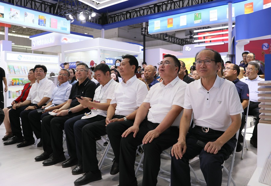 1725084064106353.jpg 7O5A5251.jpg