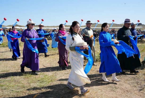 1758384793108173.jpg 勞動2.jpg