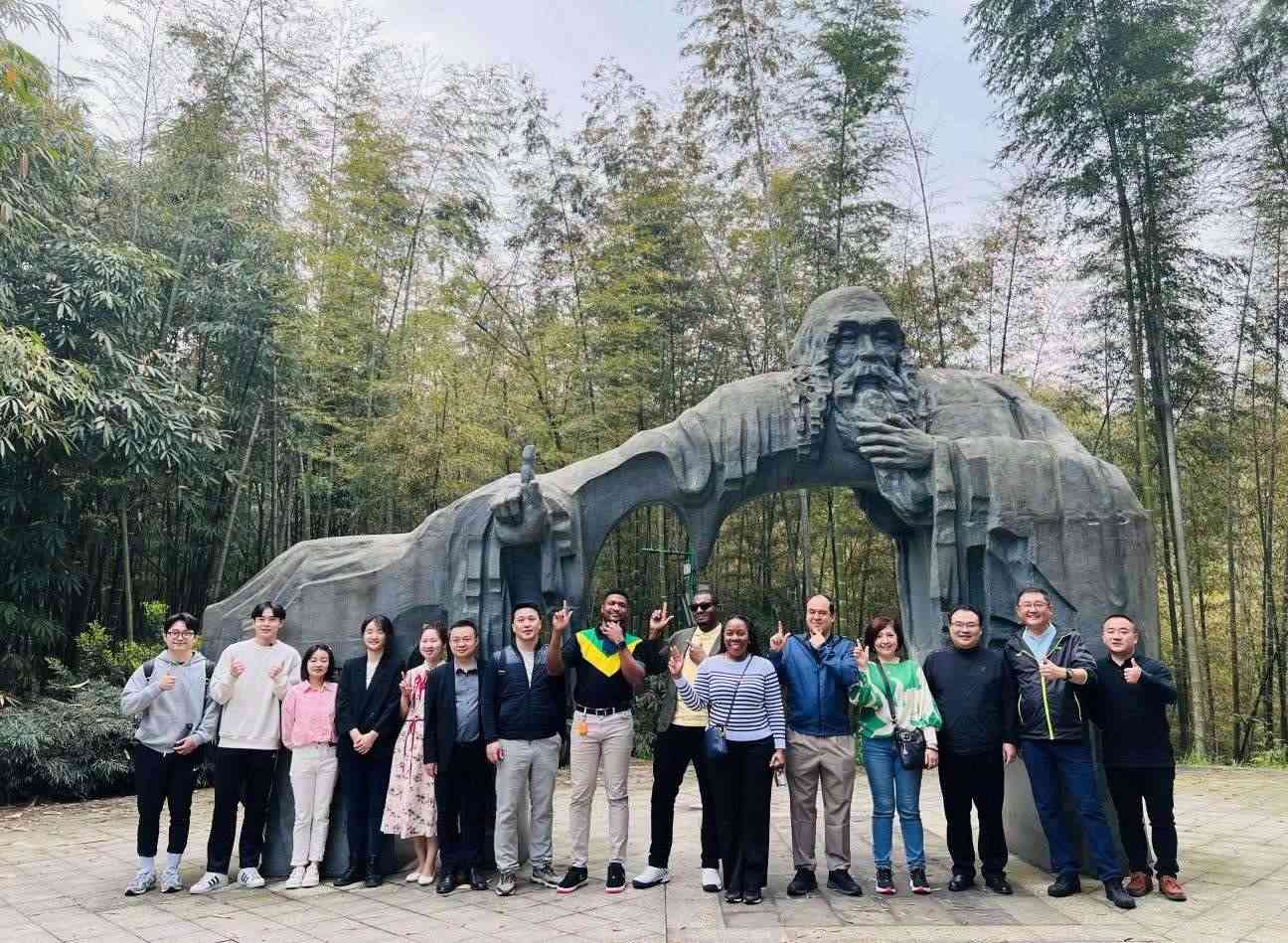 Guizhou Echo | 這一波，貴州又圈“國際粉”了