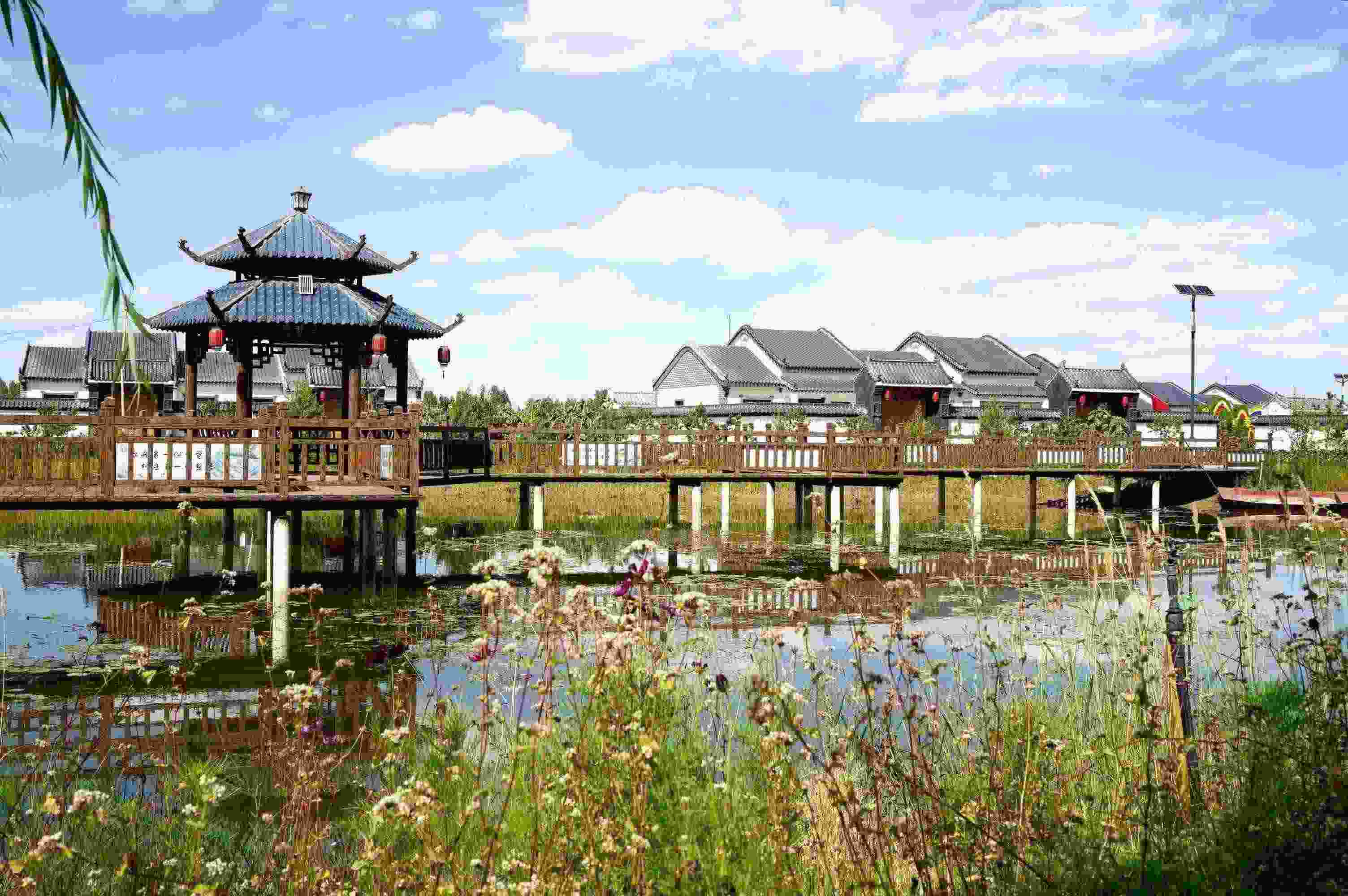 黃家堡村，筑夢新居。張文博攝