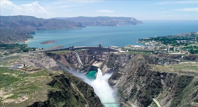 龍羊峽水電站開(kāi)閘放水。國(guó)家電投黃河公司供圖