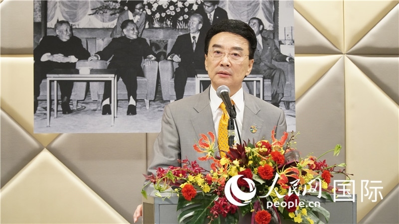 在日中國企業(yè)協(xié)會(huì)會(huì)長(zhǎng)王家馴致祝酒詞。人民網(wǎng) 蔣曉辰攝