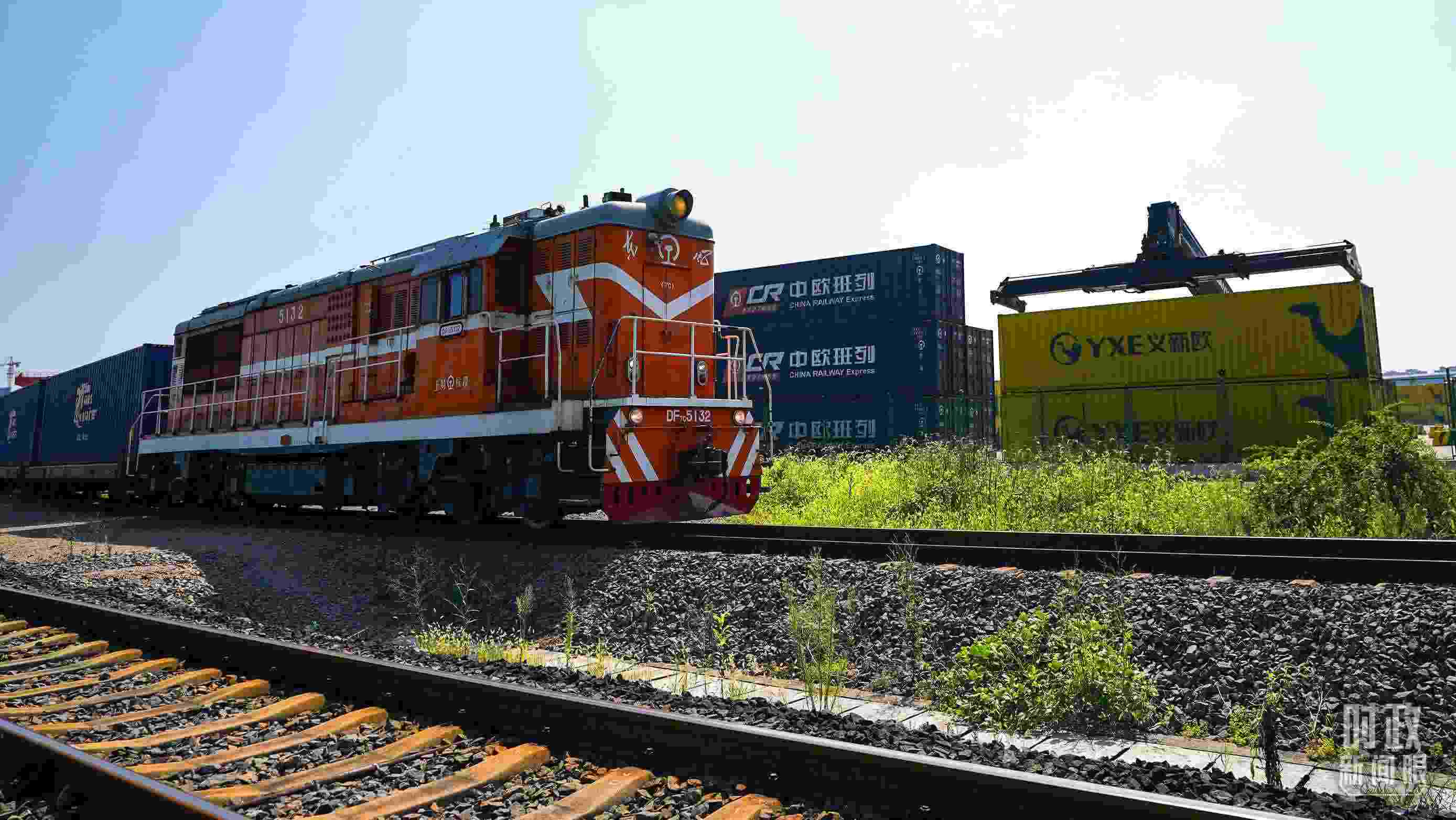 △“義新歐”中歐班列。（總臺國廣記者李晉拍攝）