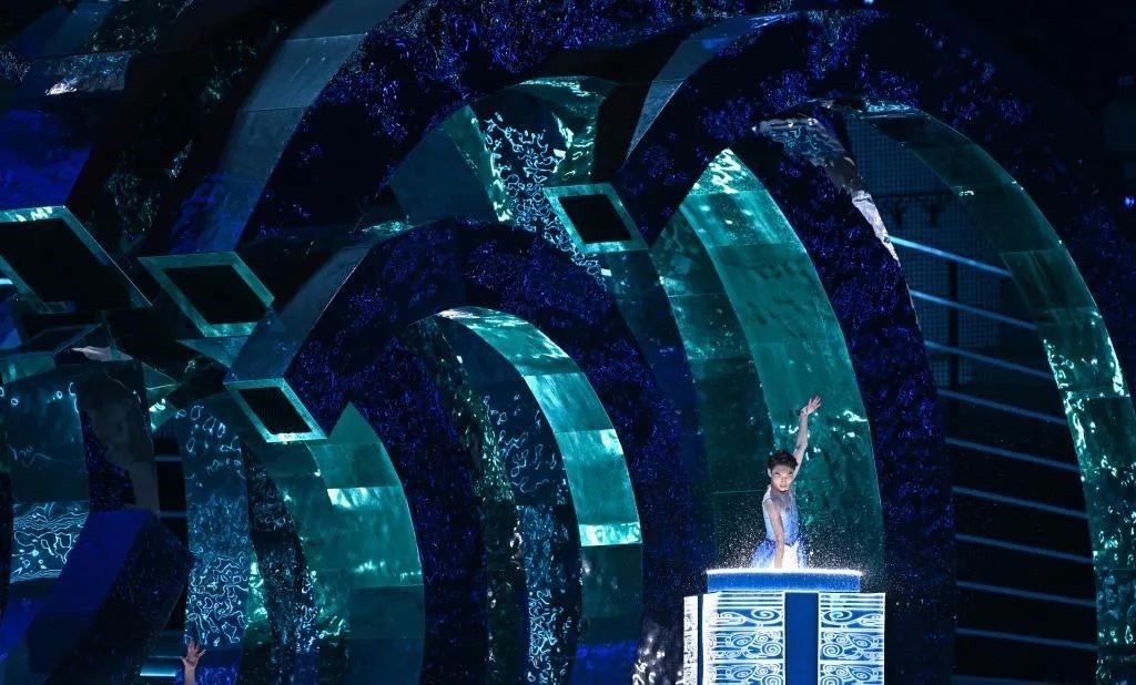 △9月23日，杭州第19屆亞洲運動會開幕式迎賓表演《水潤秋輝》。