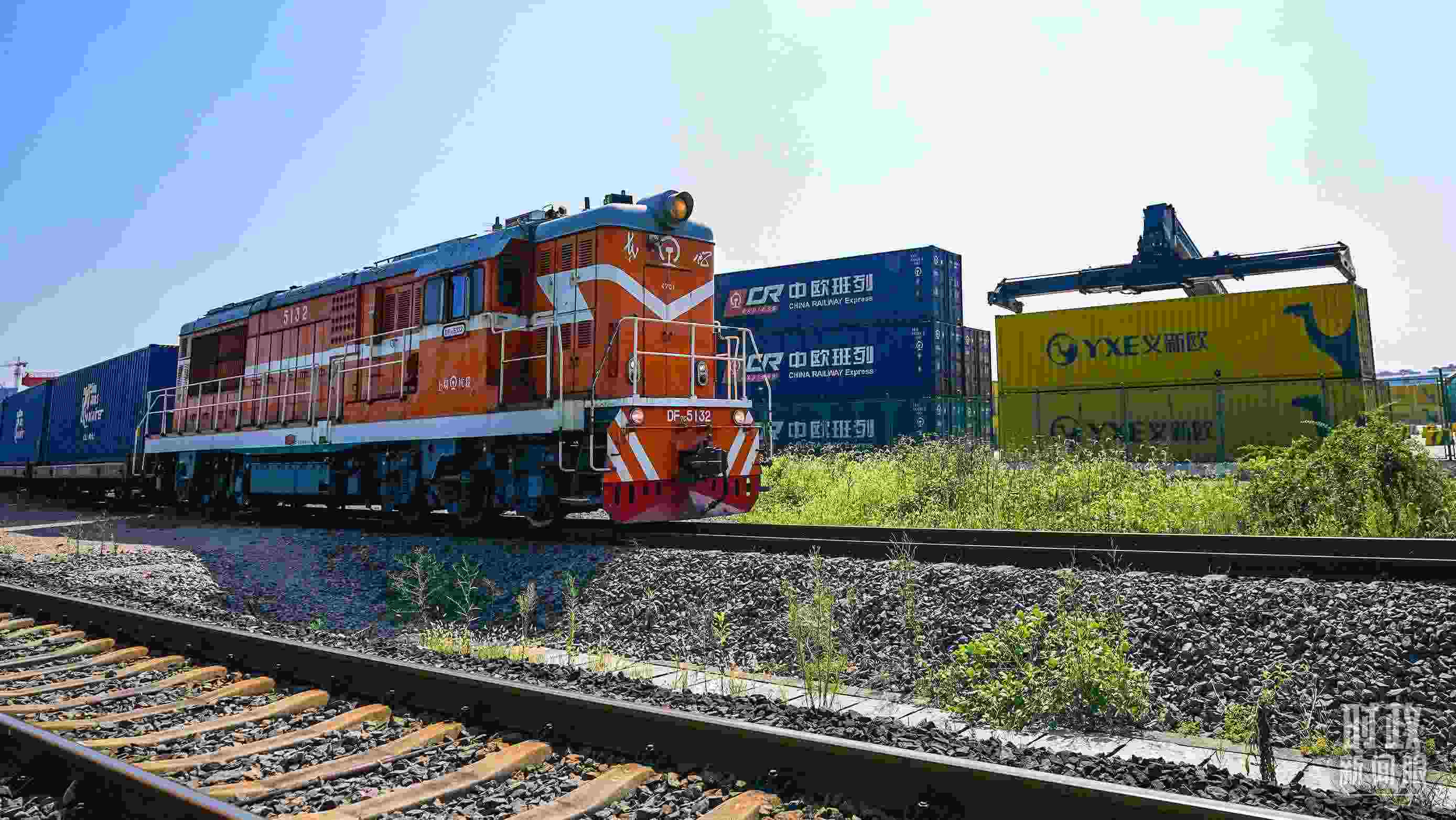 △“義新歐”中歐班列。（總臺(tái)國廣記者李晉拍攝）