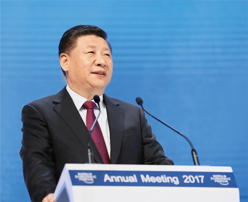 2017年1月17日，習(xí)近平主席在瑞士達(dá)沃斯國際會議中心出席世界經(jīng)濟論壇2017年年會開幕式，并發(fā)表題為《共擔(dān)時代責(zé)任 共促全球發(fā)展》的主旨演講。