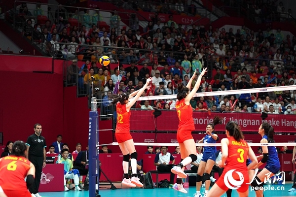 比賽現(xiàn)場(chǎng)。人民網(wǎng)記者 胡雪蓉?cái)z