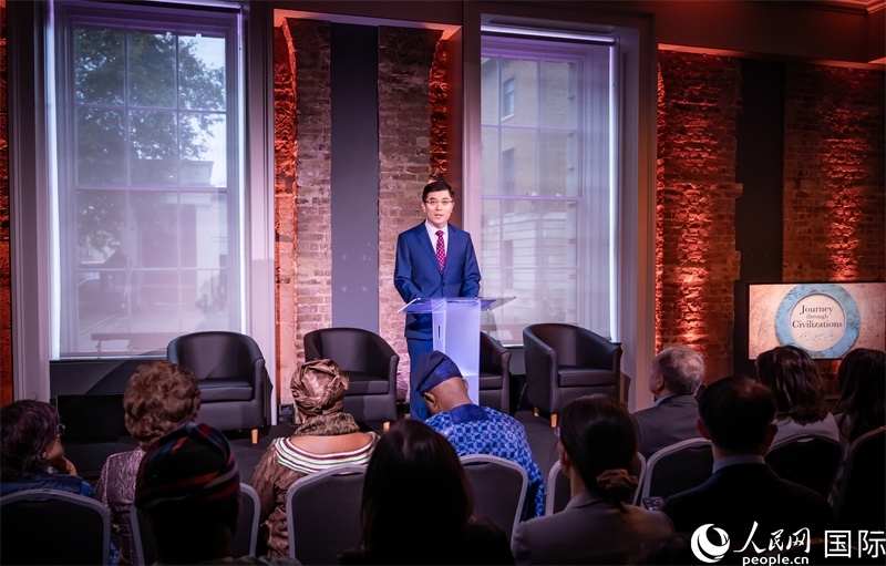 中國駐英國使館臨時(shí)代辦楊曉光致辭。人民網(wǎng) 郭錦標(biāo)攝