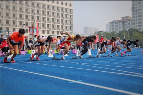 第59屆北京市中學(xué)生田徑運(yùn)動會暨北京學(xué)生金奧運(yùn)動隊(duì)田徑運(yùn)動會。北京市教委供圖