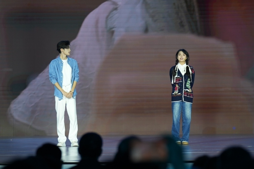 煎餅果仔（演員張家?。?、夏天妹妹（演員楊茜云）