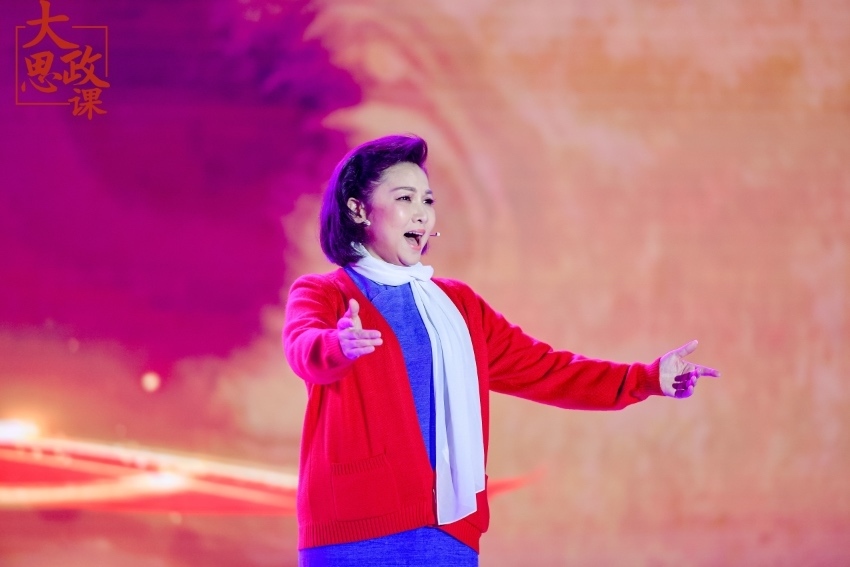 國家一級(jí)演員、第五代江姐飾演者王莉