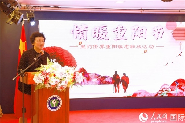 當(dāng)?shù)貢r(shí)間10月23日，國(guó)務(wù)院僑務(wù)辦公室主任陳旭（中）在巴西里約熱內(nèi)盧出席國(guó)務(wù)院僑辦代表團(tuán)與里約僑界座談會(huì)。 王天聰 攝