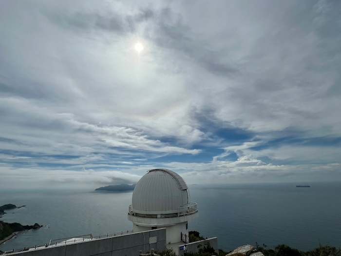 天文樓太陽(yáng)望遠(yuǎn)鏡圓頂。人民網(wǎng)高清揚(yáng)攝