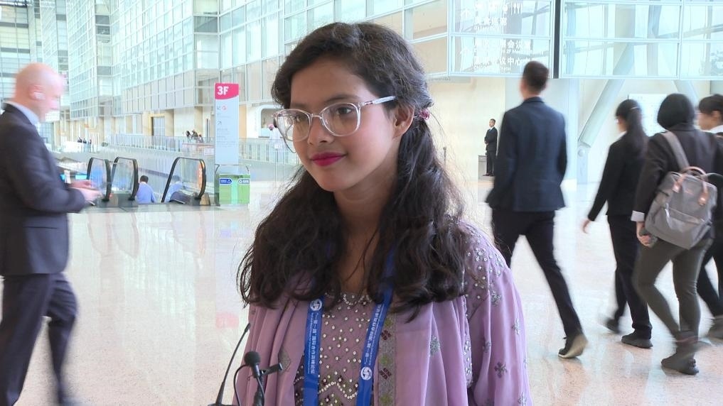 阿里法·沁在參加第三屆“一帶一路”國際合作高峰論壇民心相通專題論壇后接受記者采訪。