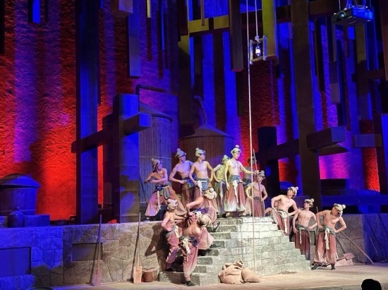 《天釀》演出場(chǎng)景。本報(bào)記者劉書文攝