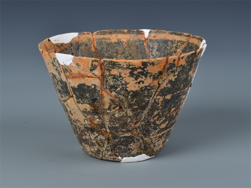 出土的蛋殼彩陶杯。國(guó)家文物局供圖