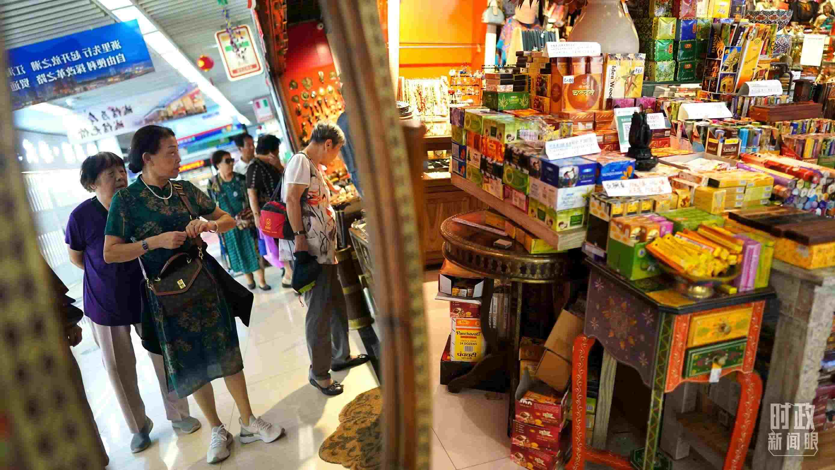 △浙江省金華市義烏國際商貿(mào)城。（總臺國廣記者李晉拍攝）