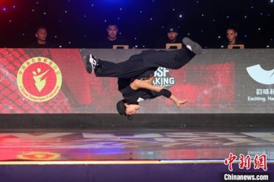 今年7月，首屆亞洲霹靂舞錦標(biāo)賽在拱墅運(yùn)河體育公園體育館舉行。郭天奇 攝