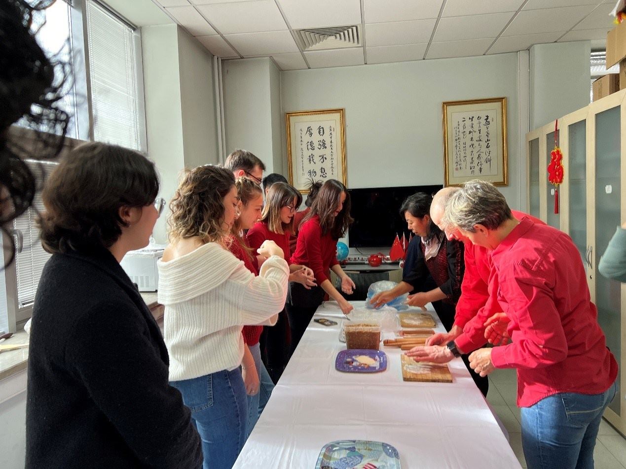 餃子工作坊現場。中東技術大學孔院供圖