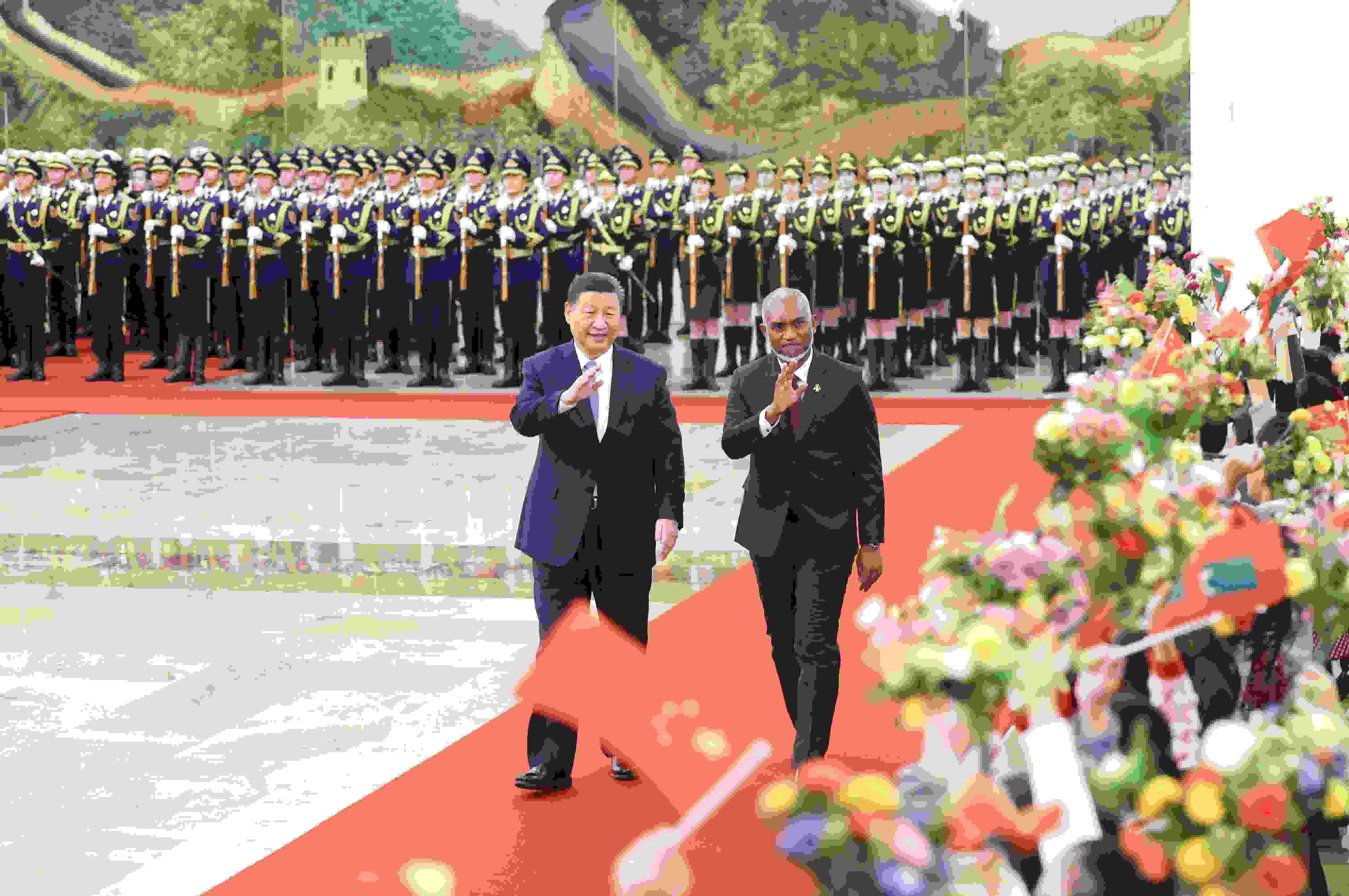 △2024年1月10日下午，國家主席習(xí)近平在北京人民大會(huì)堂同來華進(jìn)行國事訪問的馬爾代夫總統(tǒng)穆伊茲舉行會(huì)談。會(huì)談前，習(xí)近平主席在人民大會(huì)堂北大廳為穆伊茲總統(tǒng)舉行歡迎儀式。