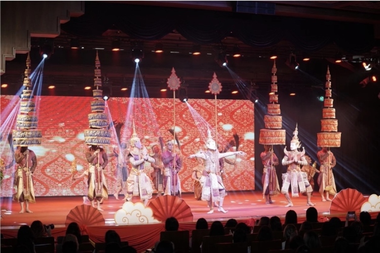 圖為2024“歡樂(lè)春節(jié)”中泰互致新春賀辭活動(dòng)現(xiàn)場(chǎng)。 中國(guó)駐泰國(guó)大使館文化處供圖