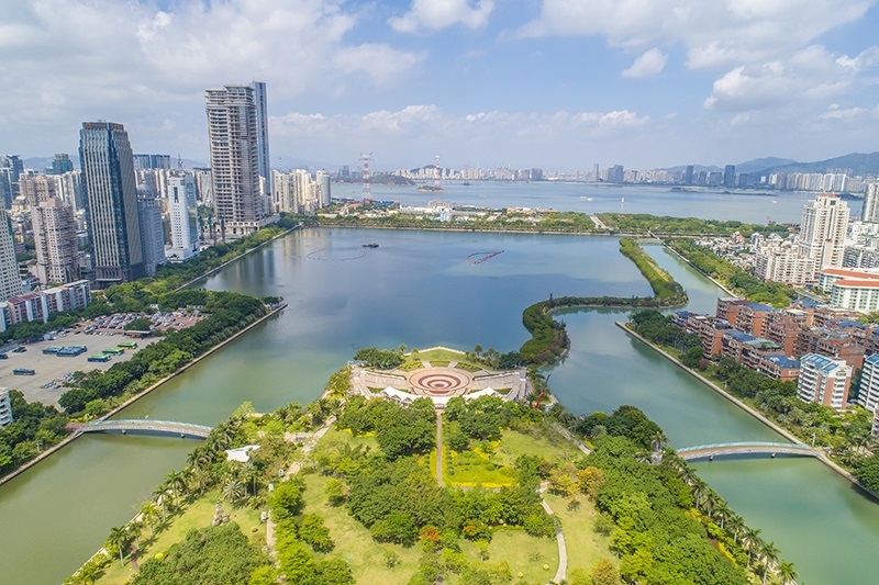 2021年5月15日，廈門，航拍筼筜湖，景色優(yōu)美。