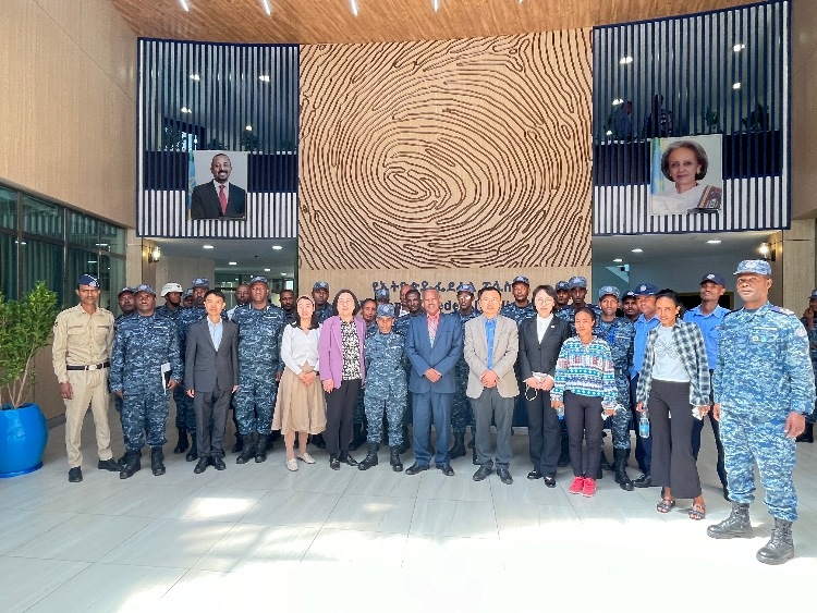 圖為埃塞俄比亞聯(lián)邦警察中文培訓(xùn)班開班儀式現(xiàn)場。亞的斯亞貝巴大學(xué)孔子學(xué)院供圖