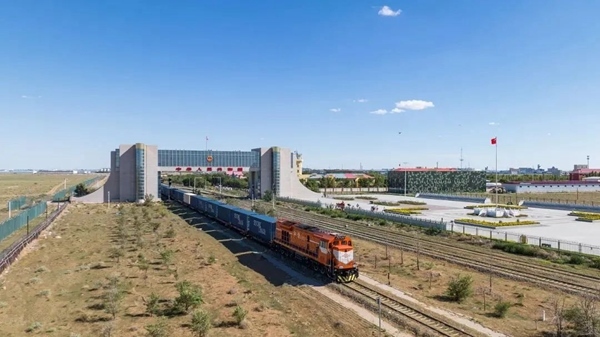 全國(guó)鐵路實(shí)行新的貨物列車運(yùn)行圖。國(guó)鐵集團(tuán)供圖