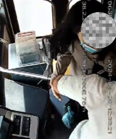 公交車上他一聲大吼！魏杰，好樣的！