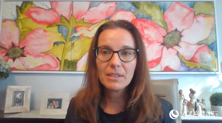 南非衛(wèi)生部南非聯(lián)合健康署財務(wù)委員會主席瑞德米拉?瑞茲洛格致辭