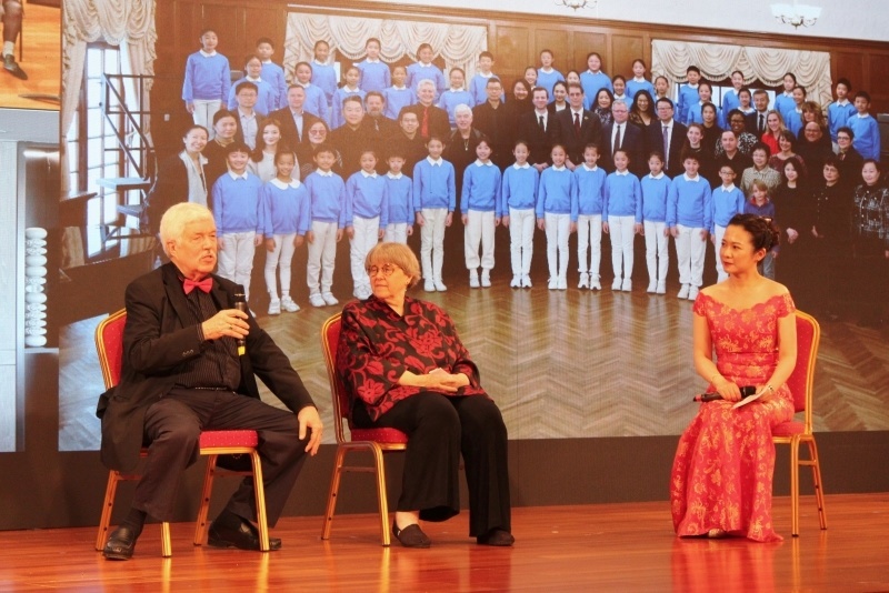 3、費城交響樂團小提琴手戴維·布斯講述自己與中國50多年的友好故事。 伊莎貝爾·羅德里格斯攝