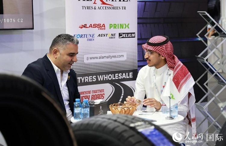 展會(huì)一景。人民網(wǎng)記者 管克江攝