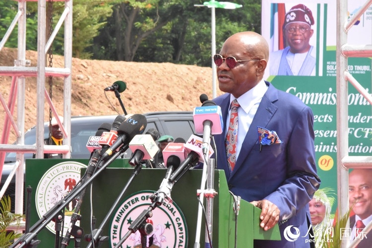 尼日利亞阿布賈首都地區(qū)部部長(zhǎng)威克致辭。人民網(wǎng)記者 姜宣攝