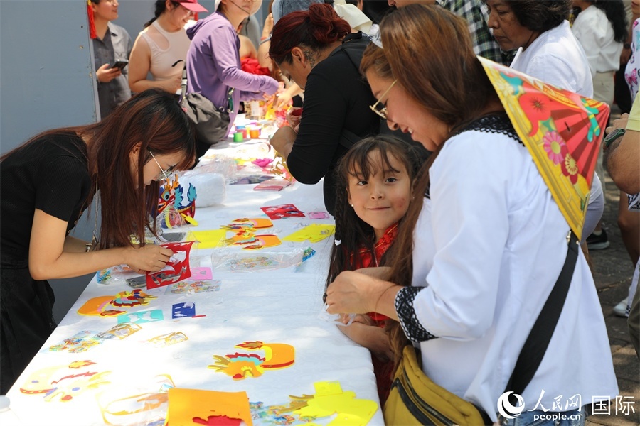 活動現(xiàn)場。人民網(wǎng) 埃內(nèi)斯托·多明戈斯攝