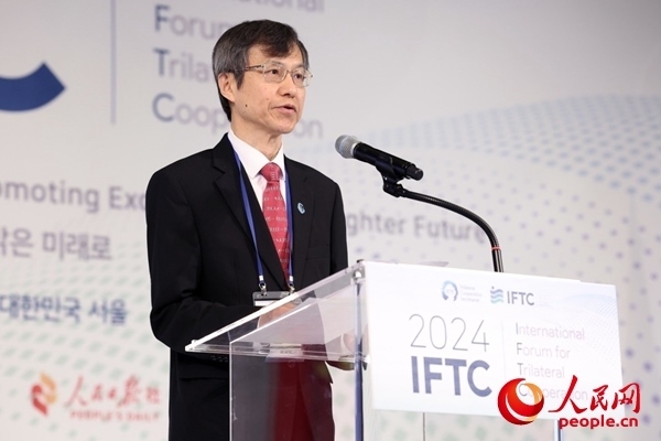 中日韓合作秘書處秘書長李熙燮致開幕辭。主辦方供圖