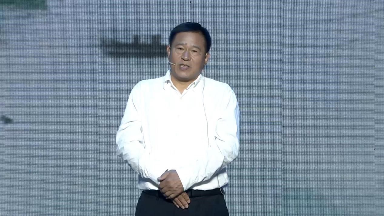 浙江大學藝術(shù)與考古學院教授林留根現(xiàn)場講述。