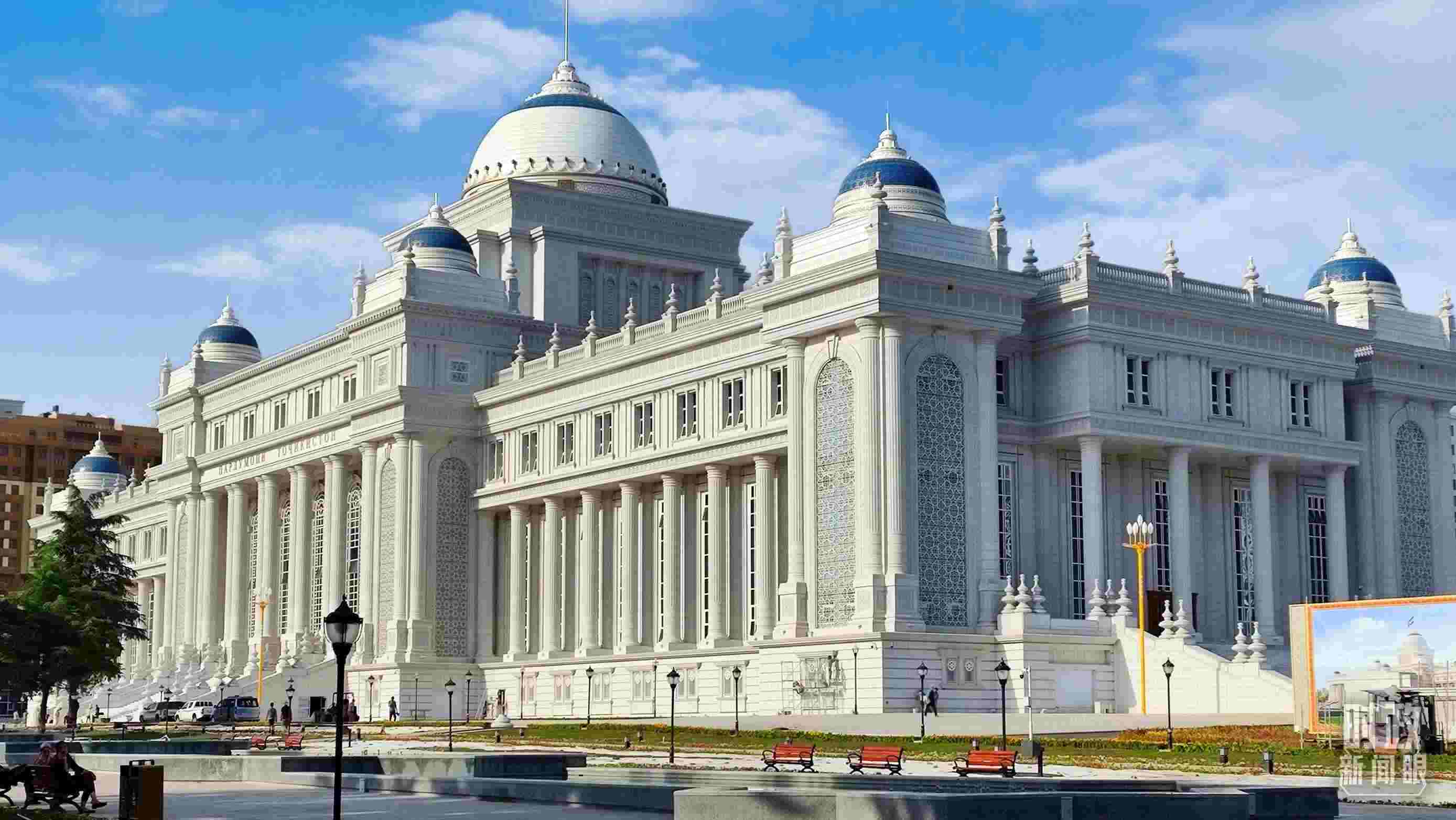 △中方援建塔議會(huì)大樓。（總臺(tái)記者員志軍拍攝）