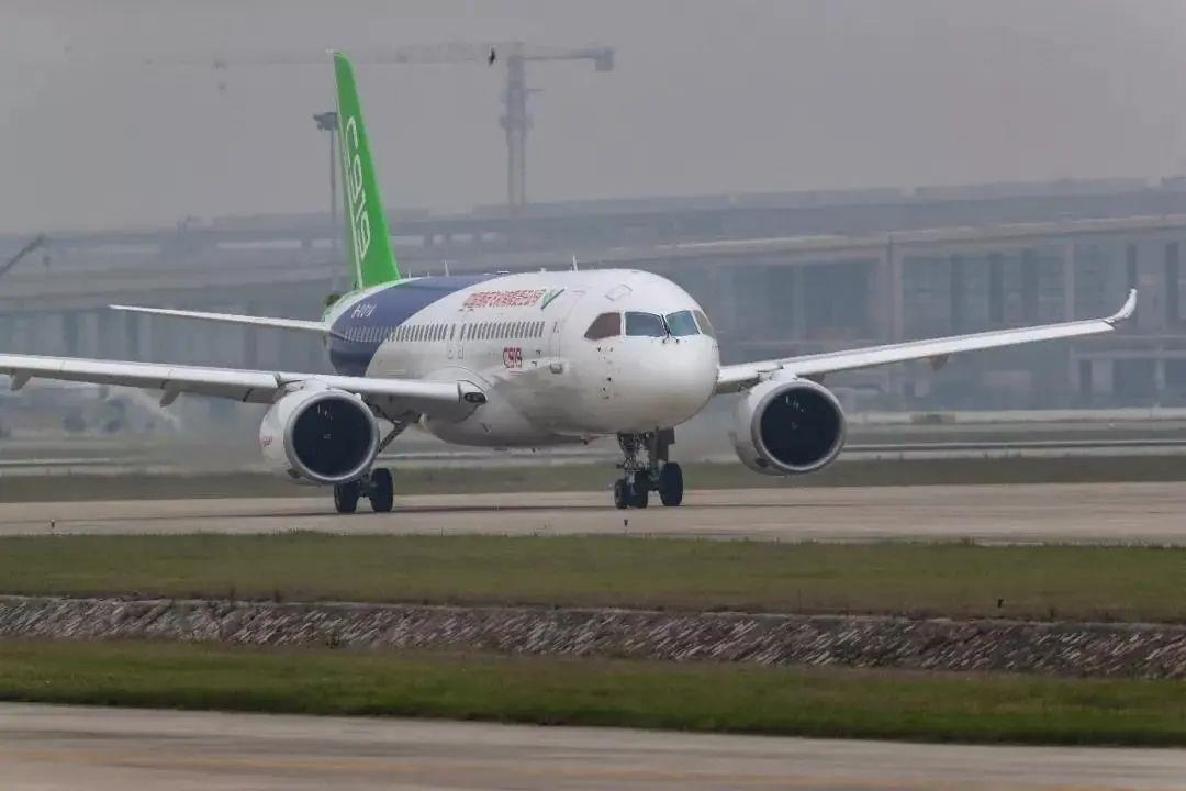 從一扇“門”、一座“城”、兩張“網(wǎng)”，看浦東新區(qū)改革常新