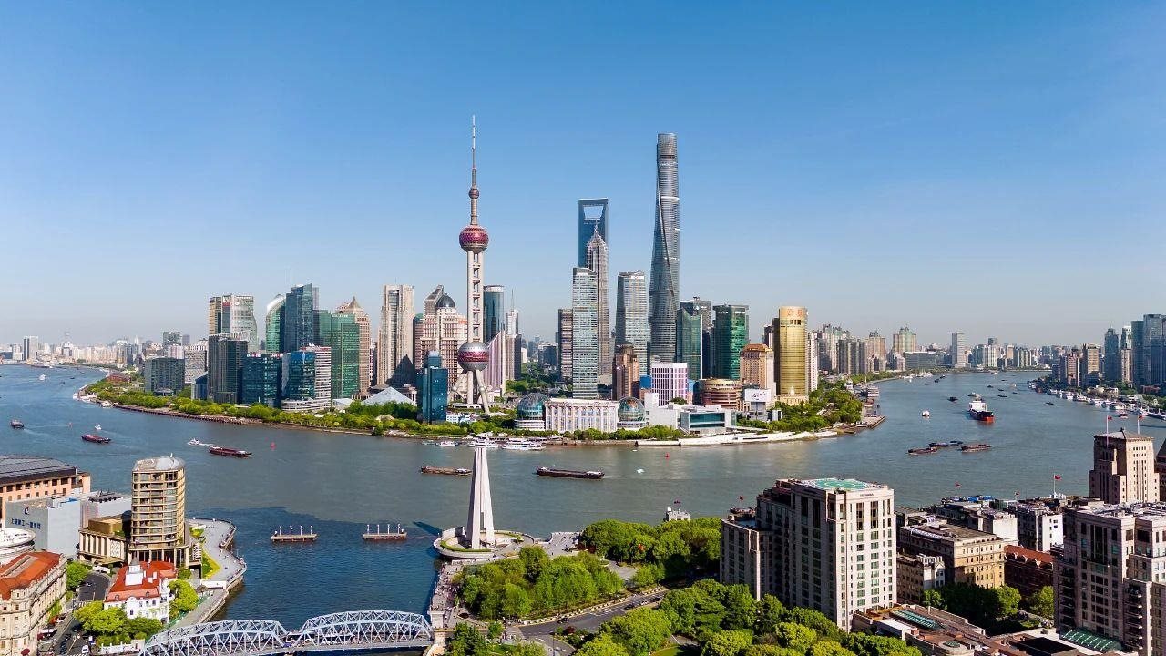 從一扇“門”、一座“城”、兩張“網(wǎng)”，看浦東新區(qū)改革常新