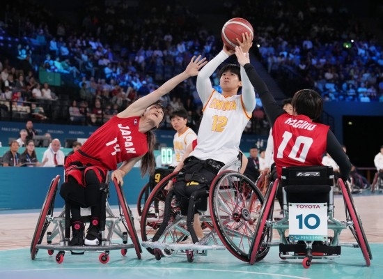 巴黎殘奧會｜“撞車、摔倒，我們都習慣了”