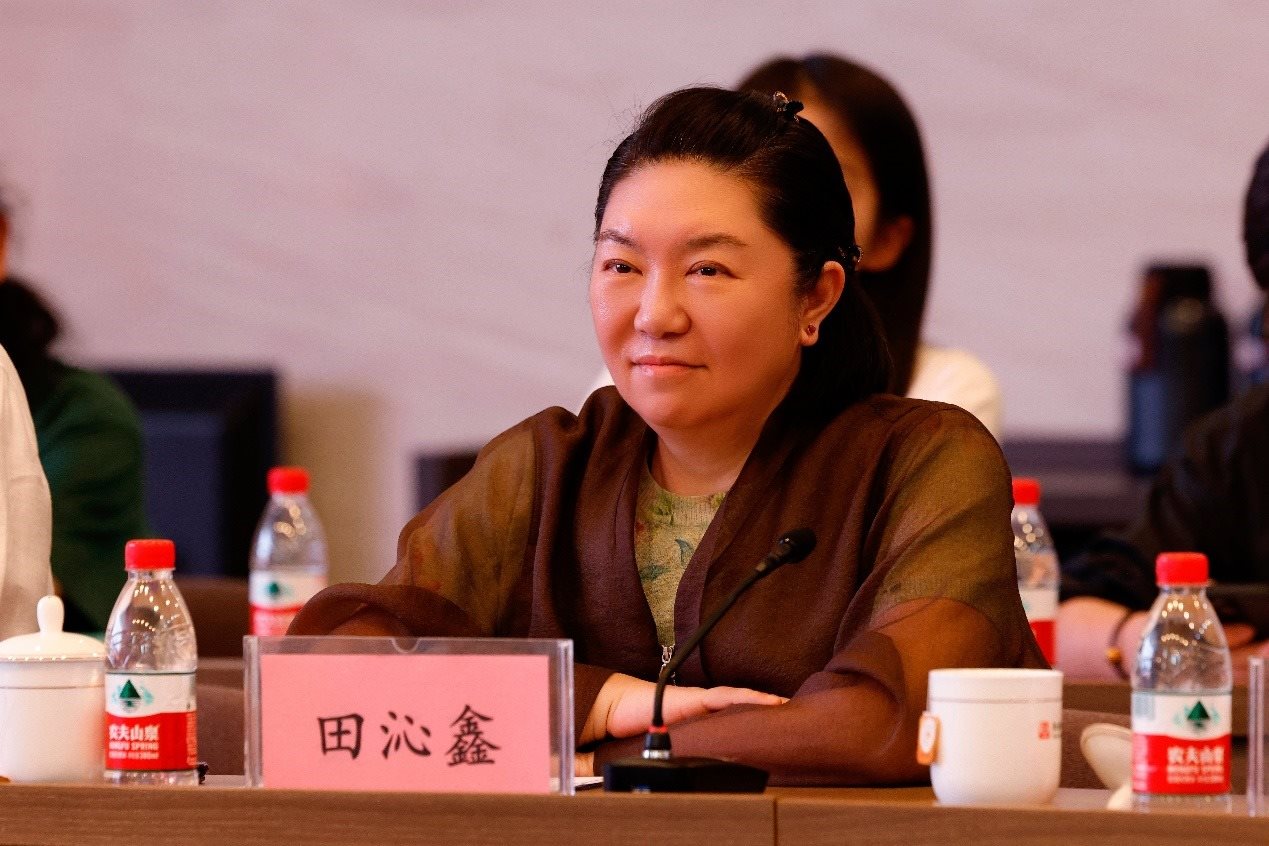 中國(guó)國(guó)家話劇院院長(zhǎng)田沁鑫。國(guó)話供圖