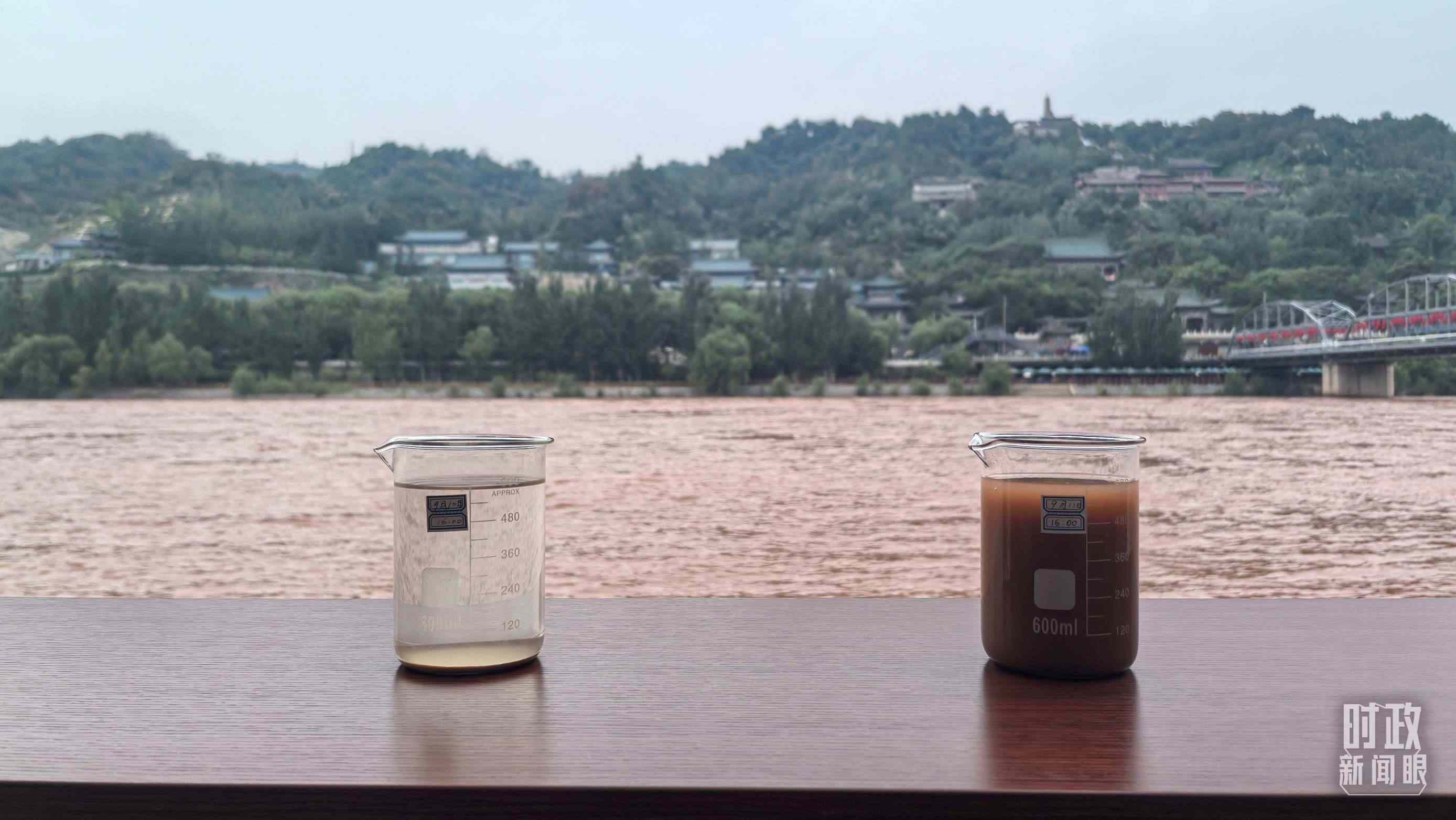 △黃河水質(zhì)監(jiān)測。（總臺央視記者陸泓宇拍攝）