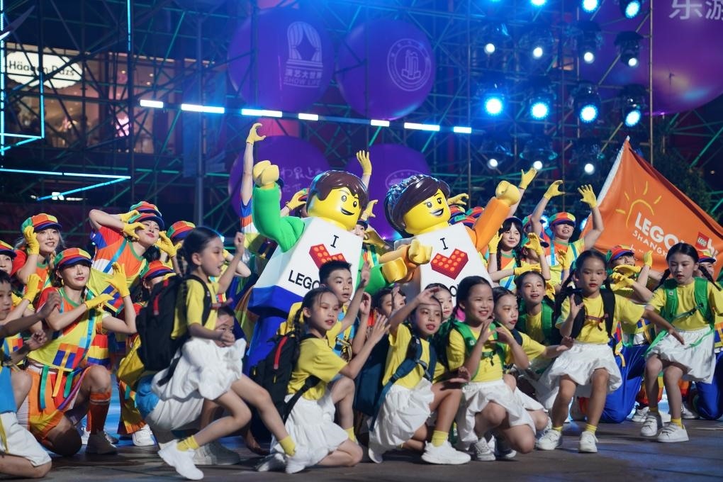 9月14日晚，演員在上海旅游節(jié)開幕式上表演。新華社發(fā)（陳浩明 攝）