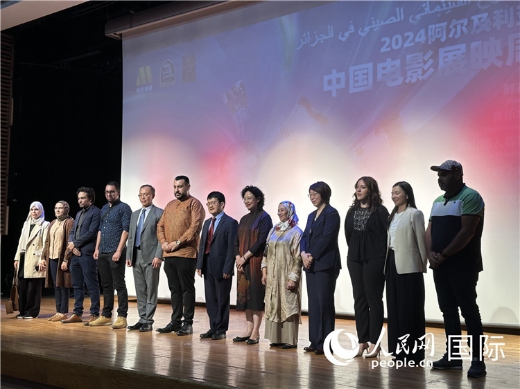 中阿兩國官員、電影行業(yè)從業(yè)者、媒體代表等出席開幕式 郝瑞敏攝