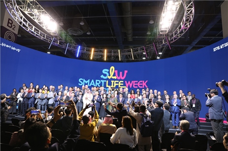 “智慧生活周”博覽會上展出的低空飛行器。人民網(wǎng)記者 莽九晨攝