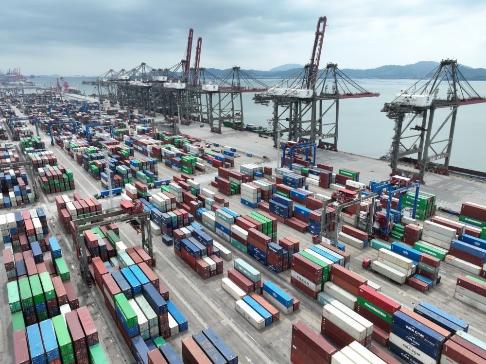 這是中國(guó)（福建）自由貿(mào)易試驗(yàn)區(qū)廈門片區(qū)內(nèi)的廈門遠(yuǎn)海碼頭（2024年9月5日攝）。